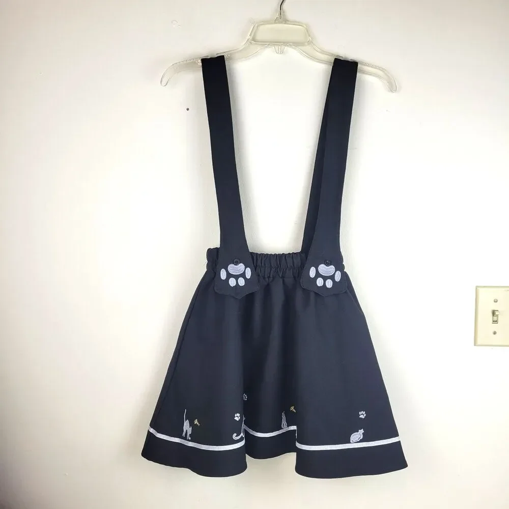 Black elastic flared skirt girls size 4 removable suspenders embroidered cats XS